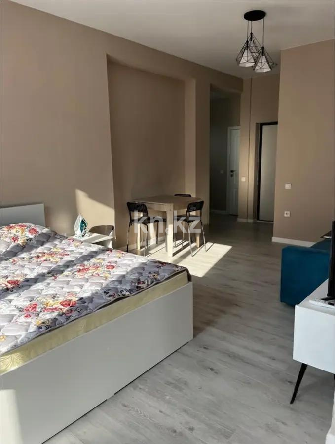 Продажа 2-комнатной квартиры, 69.5 м², пр. Абая, дом  164 в Алматы - фото 2
