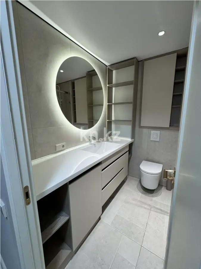 Продажа 3-комнатной квартиры, 70 м², ул. Елебекова, дом  29 в Алматы - фото 4