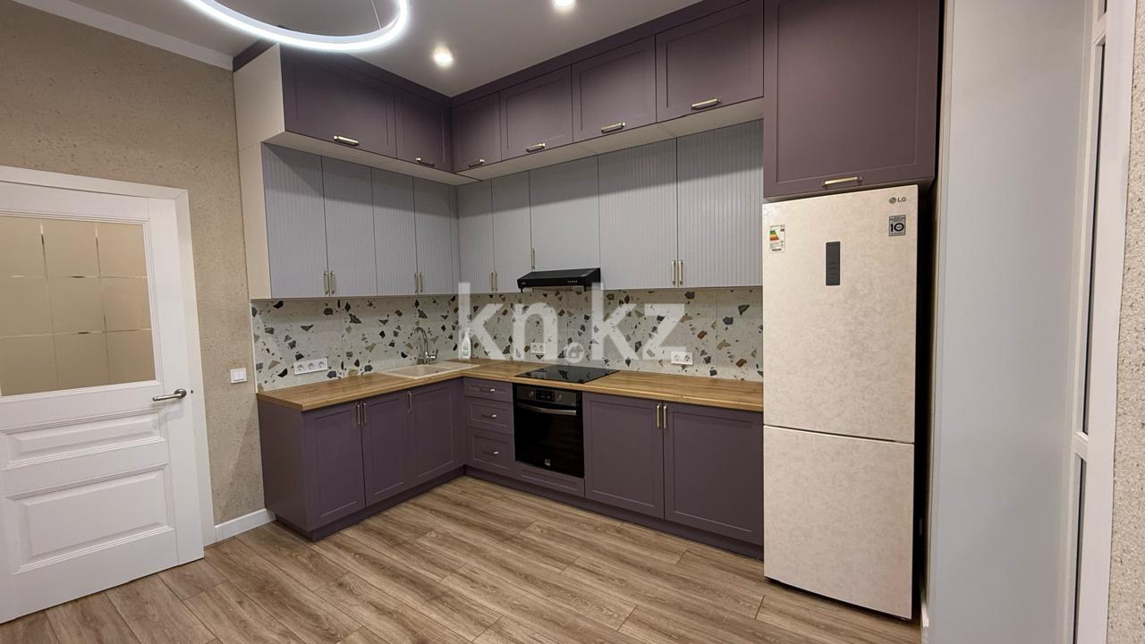 Аренда 1-комнатной квартиры, 42 м² в Астане