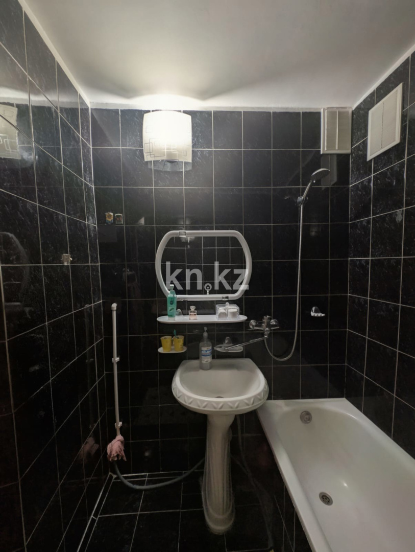 Продажа 2-комнатной квартиры, 49 м² в Уральске - фото 11
