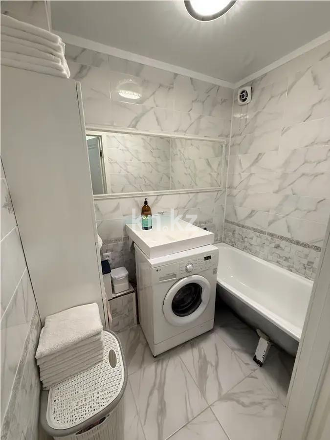 Продажа 4-комнатной квартиры, 63 м², мкр-н 14, дом  1 в Караганде - фото 5