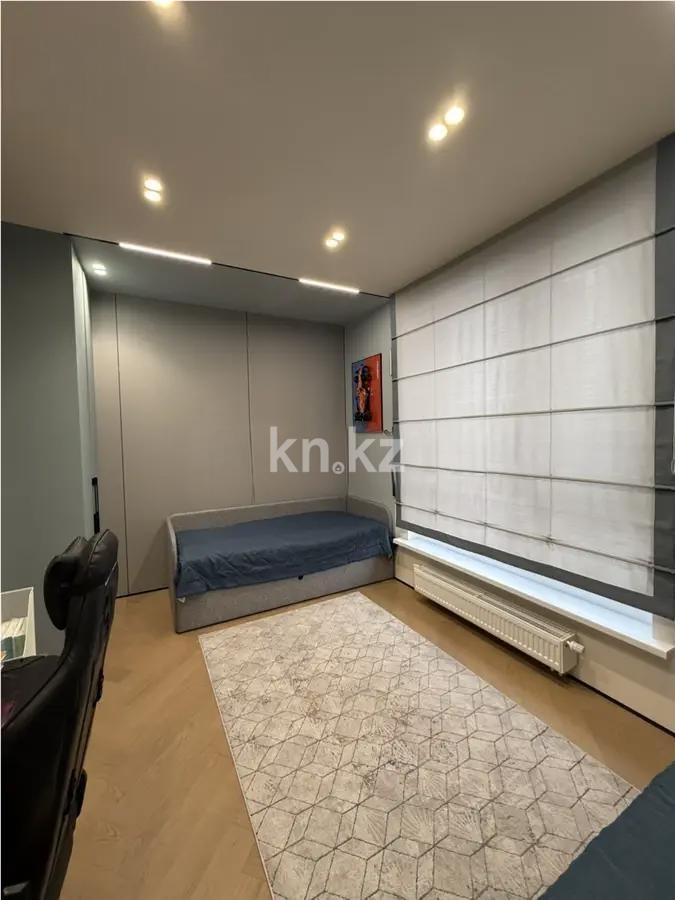 Продажа 4-комнатной квартиры, 133.6 м², ул. Толе би, дом  52 в Астане - фото 2