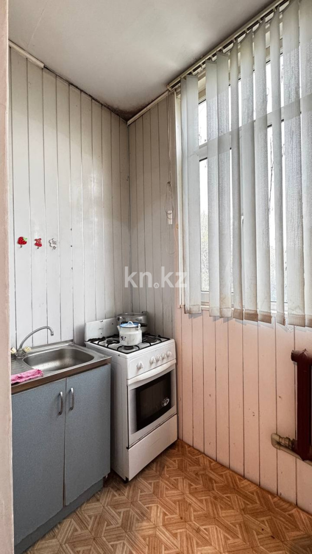 Продажа 1-комнатной квартиры, 38 м², 10 мкр, дом  24 в Таразе - фото 9