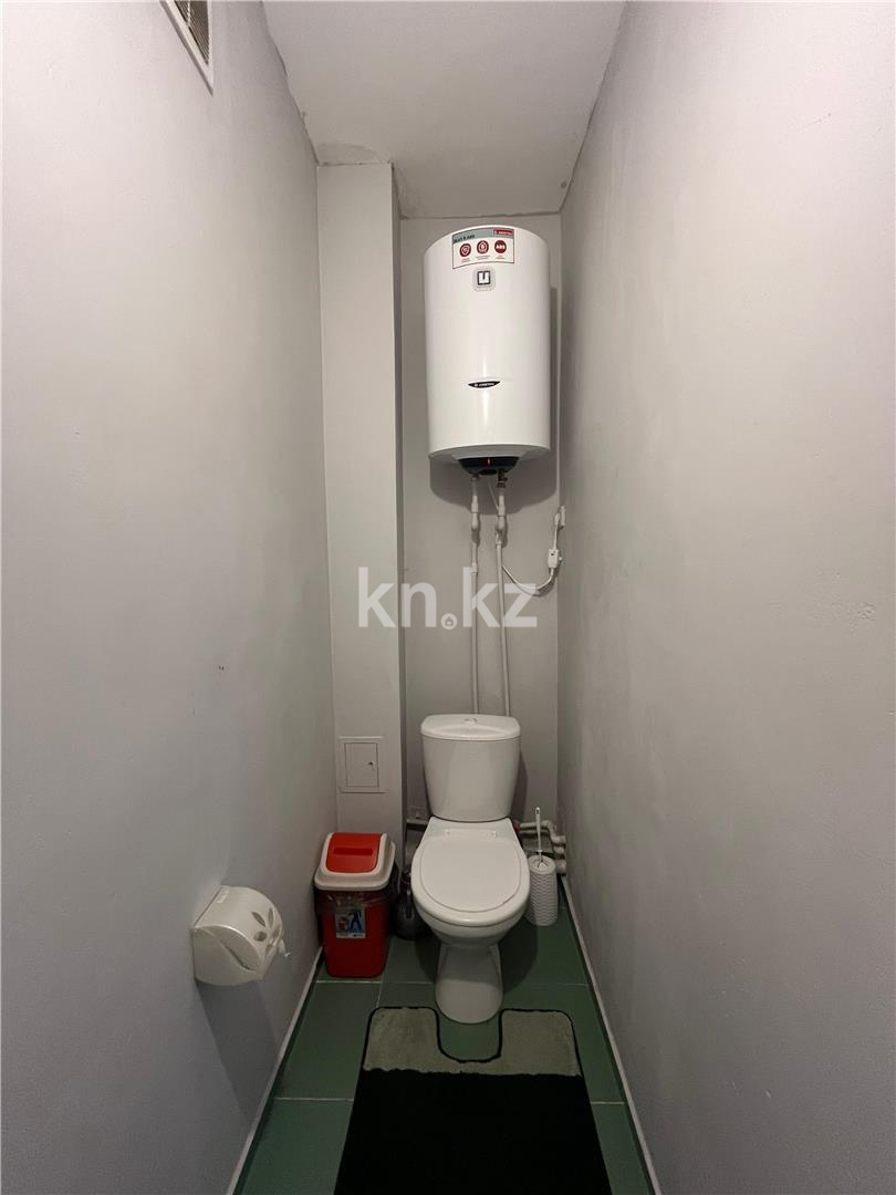 Продажа 2-комнатной квартиры, 68 м², ул. Ашимова в Караганде - фото 10