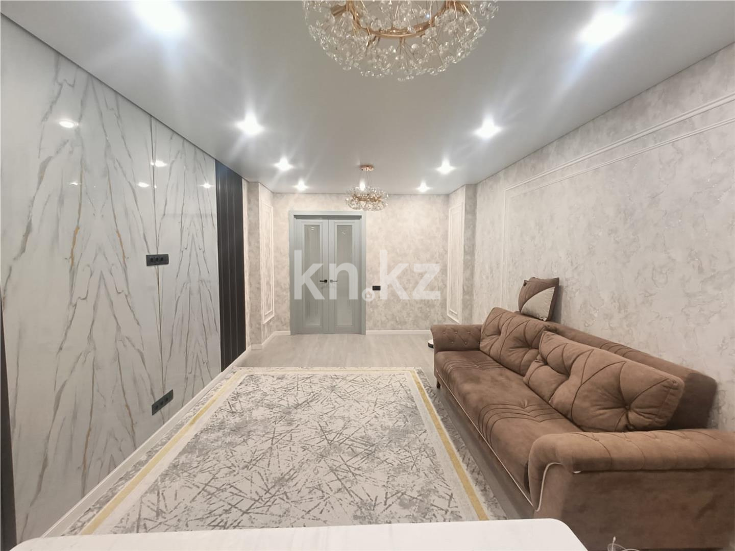 Продажа 4-комнатной квартиры, 117 м², ул. Бектурова в Астане - фото 2