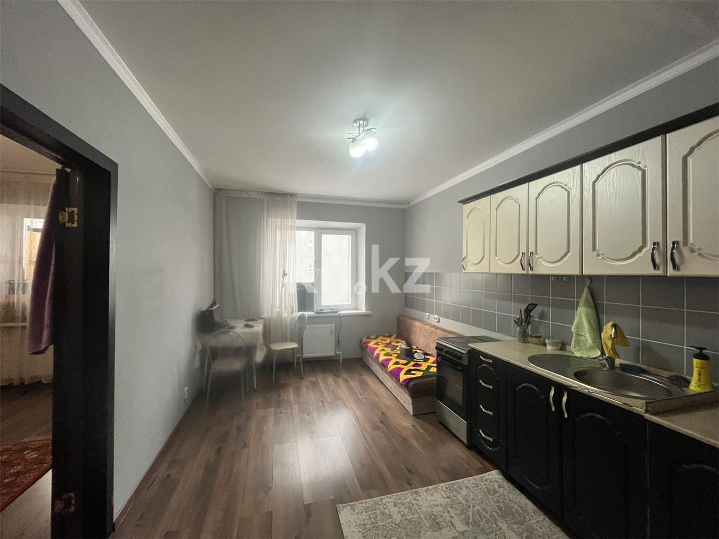 Продажа 1-комнатной квартиры, 44 м², пр. Шахтеров в Караганде - фото 2