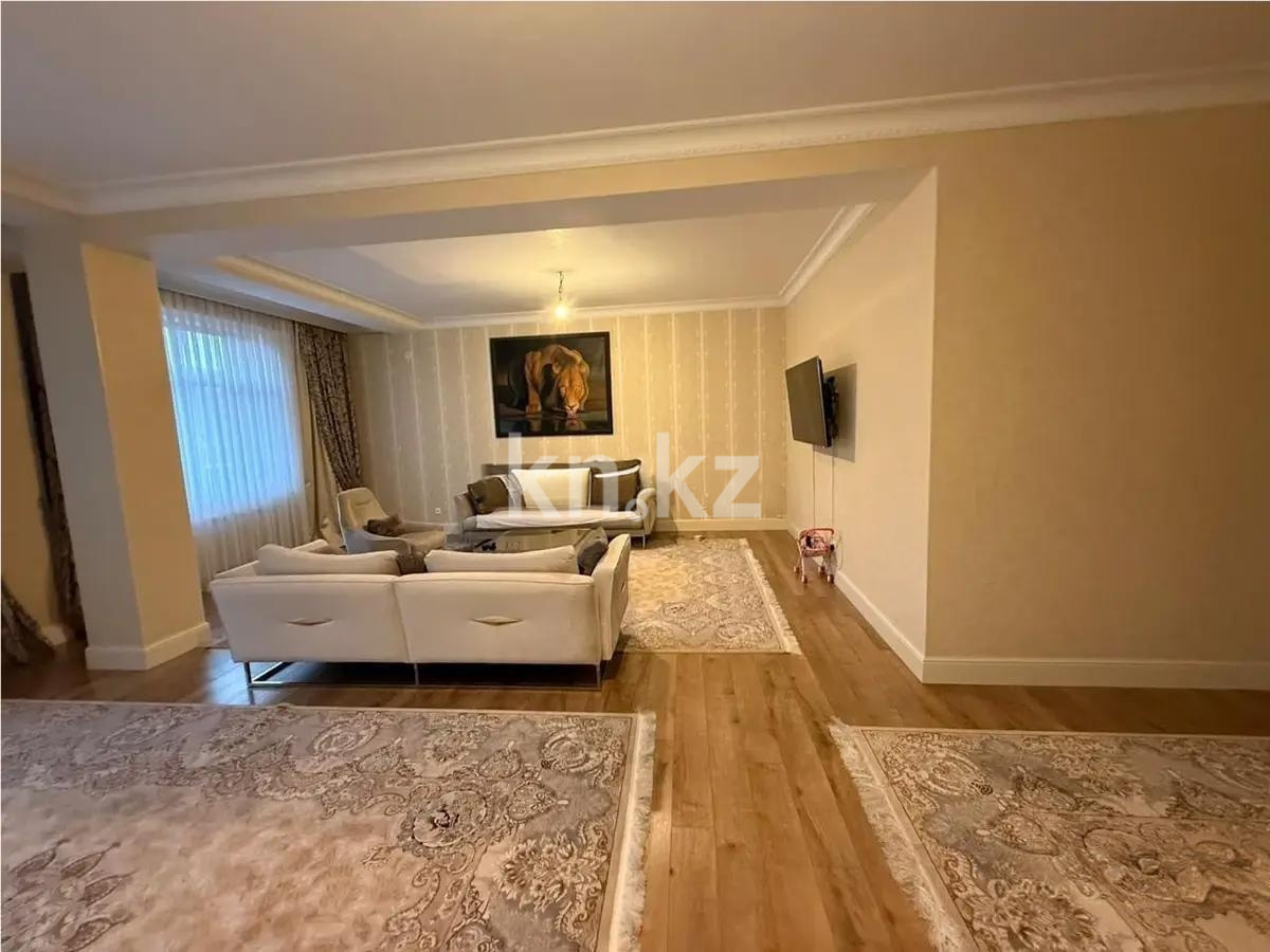 Продажа 4-комнатной квартиры, 288 м² в Алматы