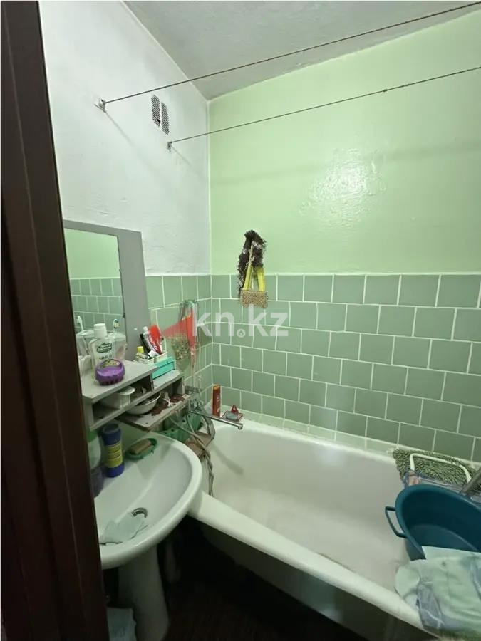 Продажа 4-комнатной квартиры, 73.9 м², мкр-н 4, дом  10 в Алматы - фото 6