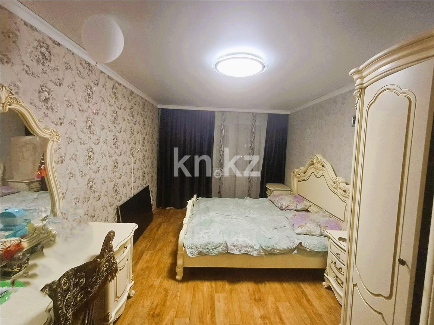 Продажа 4-комнатной квартиры, 77 м², 1 кв-л в Караганде - фото 3