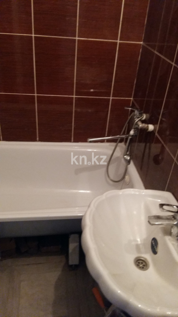 Продажа 2-комнатной квартиры, 50 м², ул. Гагарина, дом  34 в Уральске - фото 14