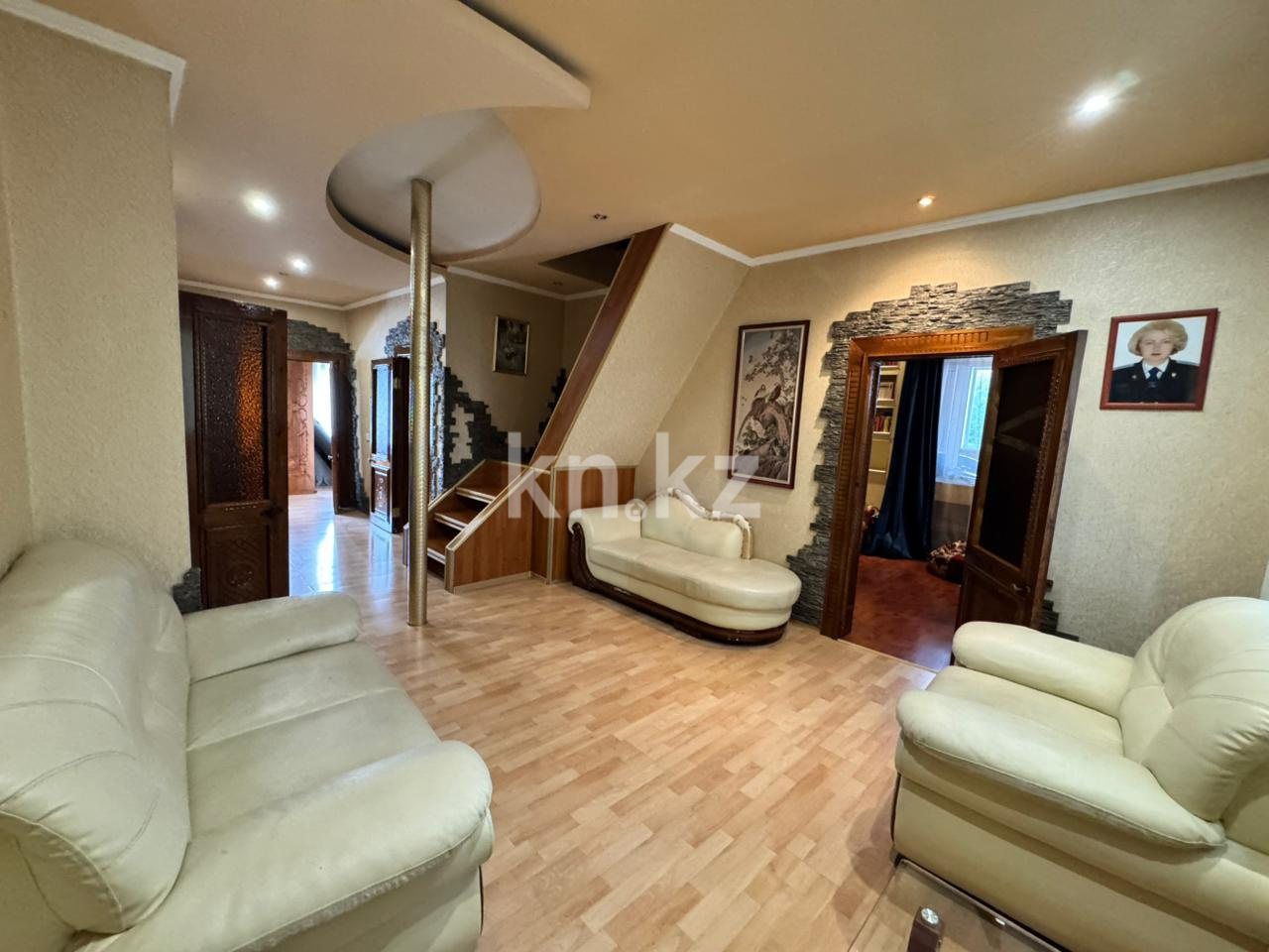 Продажа 5-комнатного дома, 373 м² в Караганде - фото 8
