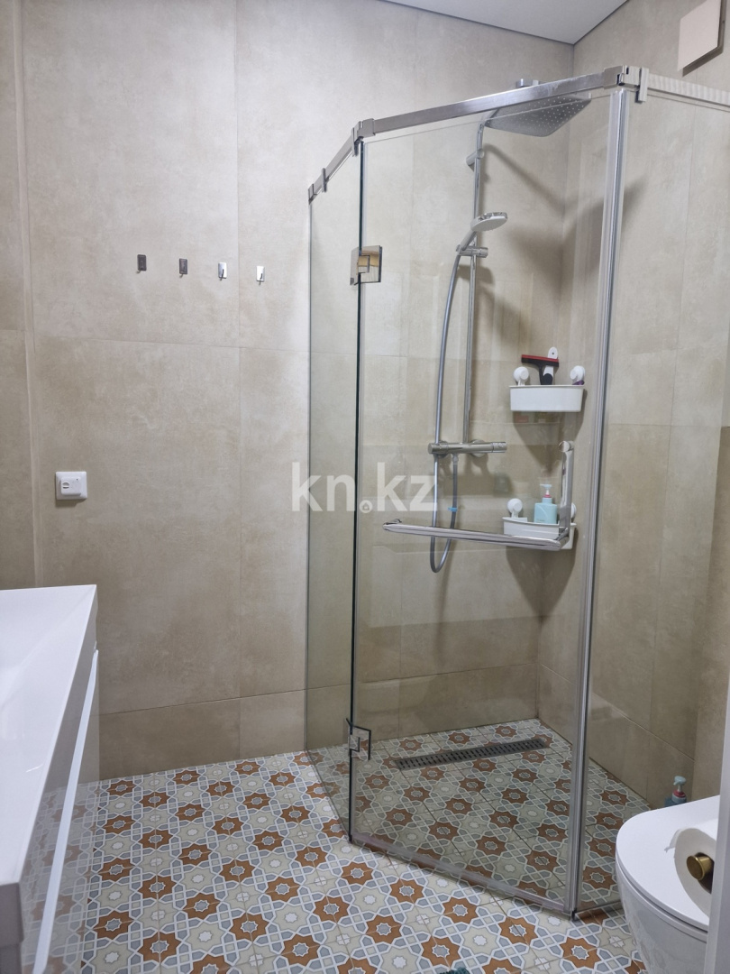 Продажа 3-комнатной квартиры, 73.7 м² в Астане - фото 20