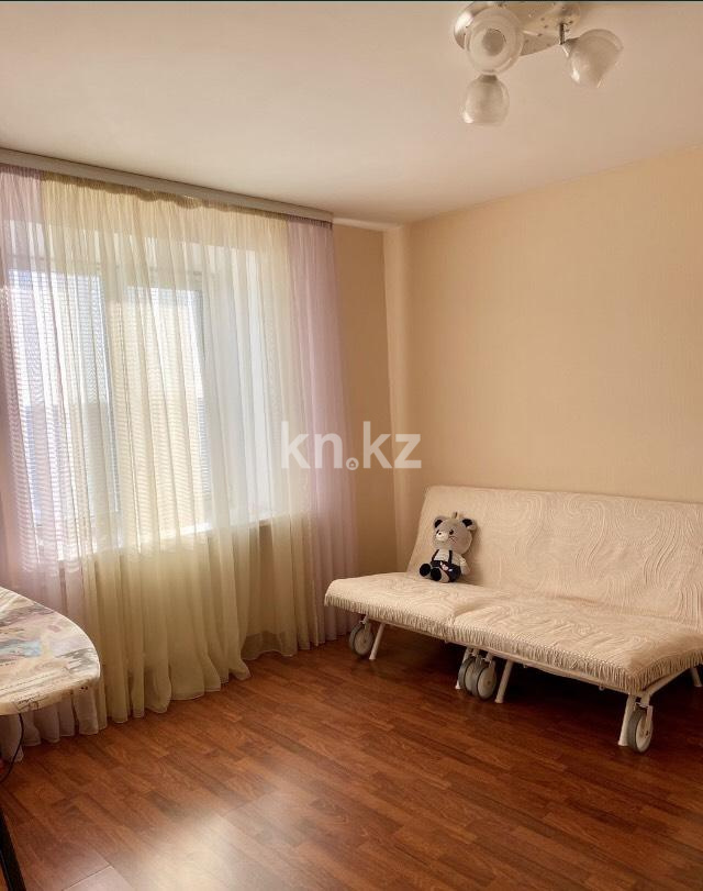 Продажа 4-комнатной квартиры, 75 м², ул. Темира Масина, дом  48 в Уральске - фото 8