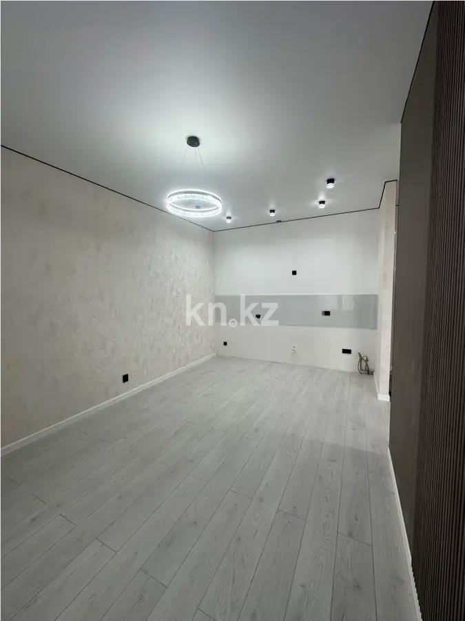 Продажа 2-комнатной квартиры, 40 м², ул. Е-430, дом  2/4 в Астане - фото 3