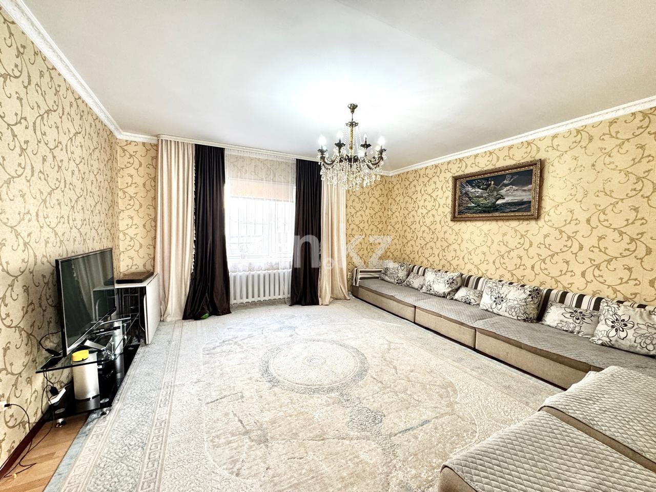 Продажа 6-комнатного дома, 356 м² в Астане