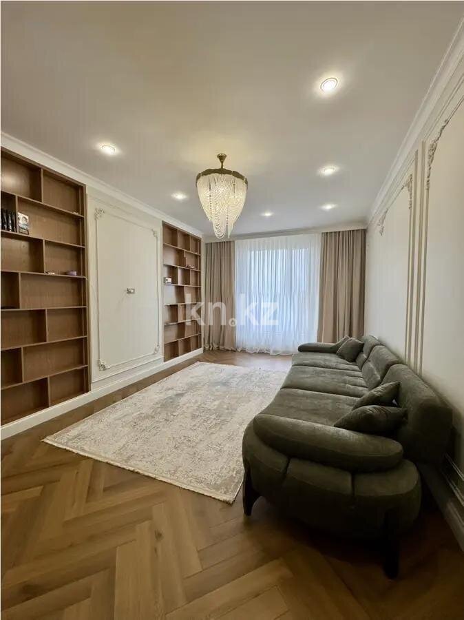 Продажа 4-комнатной квартиры, 140 м² в Астане
