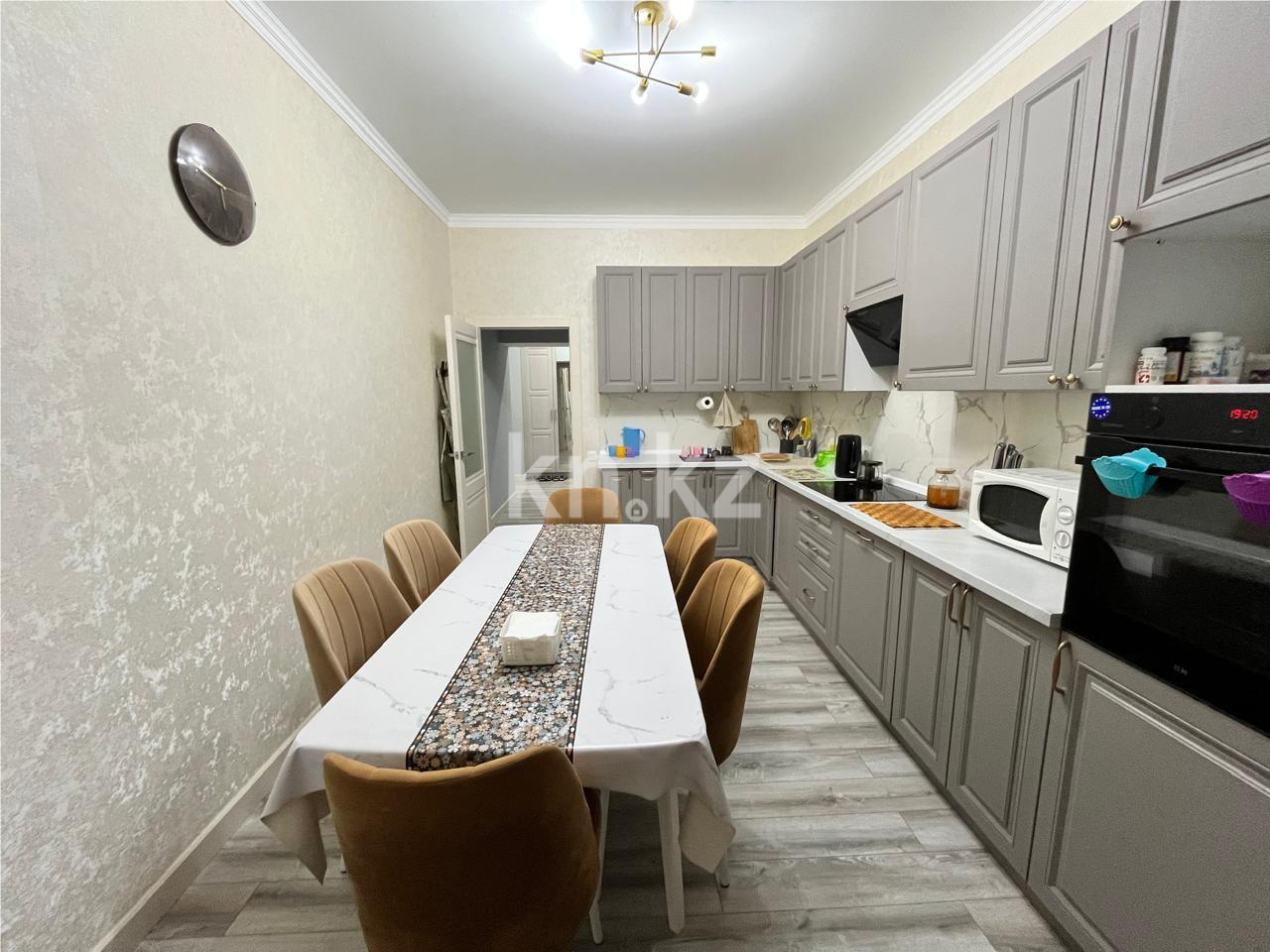 Продажа 4-комнатной квартиры, 128 м², ул. Мухамедханова в Астане - фото 2