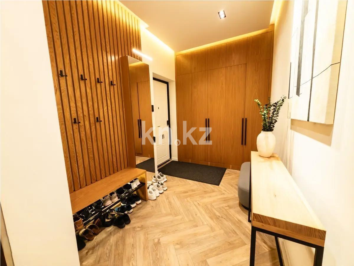Продажа 3-комнатной квартиры, 131 м², пр. Туран, дом  22/1 в Астане - фото 10