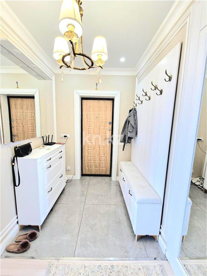 Продажа 3-комнатной квартиры, 107 м², пр. Шахтеров в Караганде - фото 15