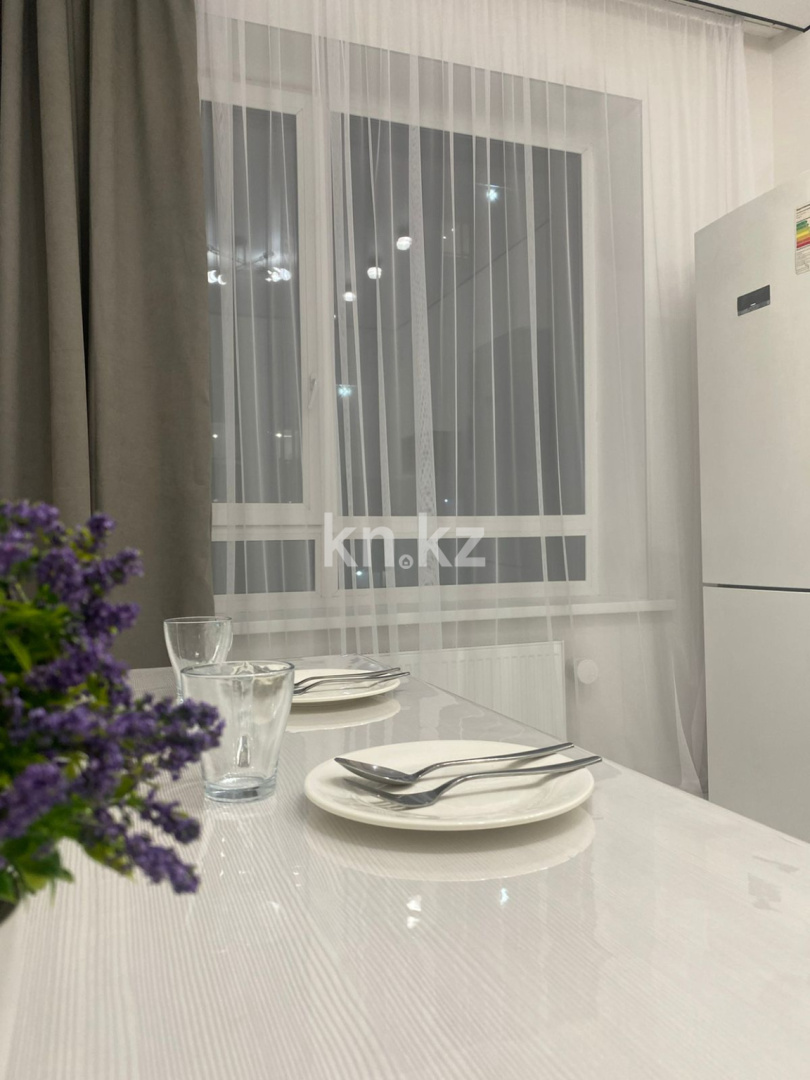 Аренда 1-комнатной квартиры посуточно, 39 м², пр. Туран, дом  55/6 в Астане - фото 10