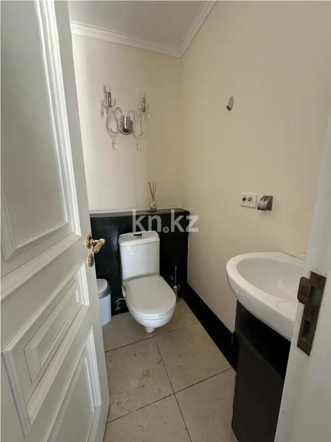 Продажа 5-комнатной квартиры, 223 м², ул. Байтурсынова, дом  1 в Астане - фото 5