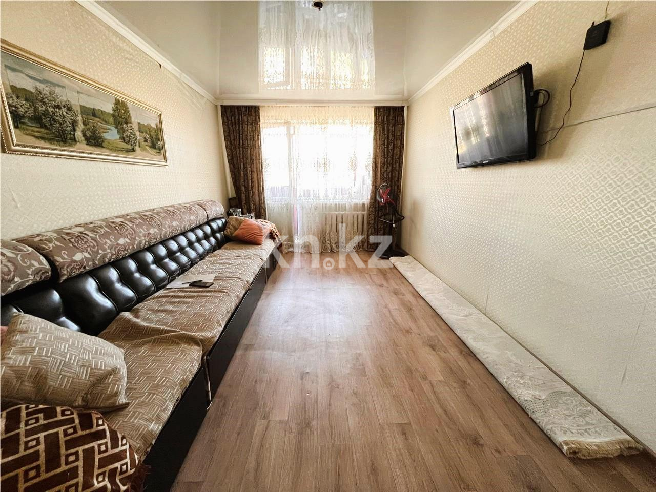 Продажа 3-комнатной квартиры, 62 м², ул. Муканова в Караганде - фото 4