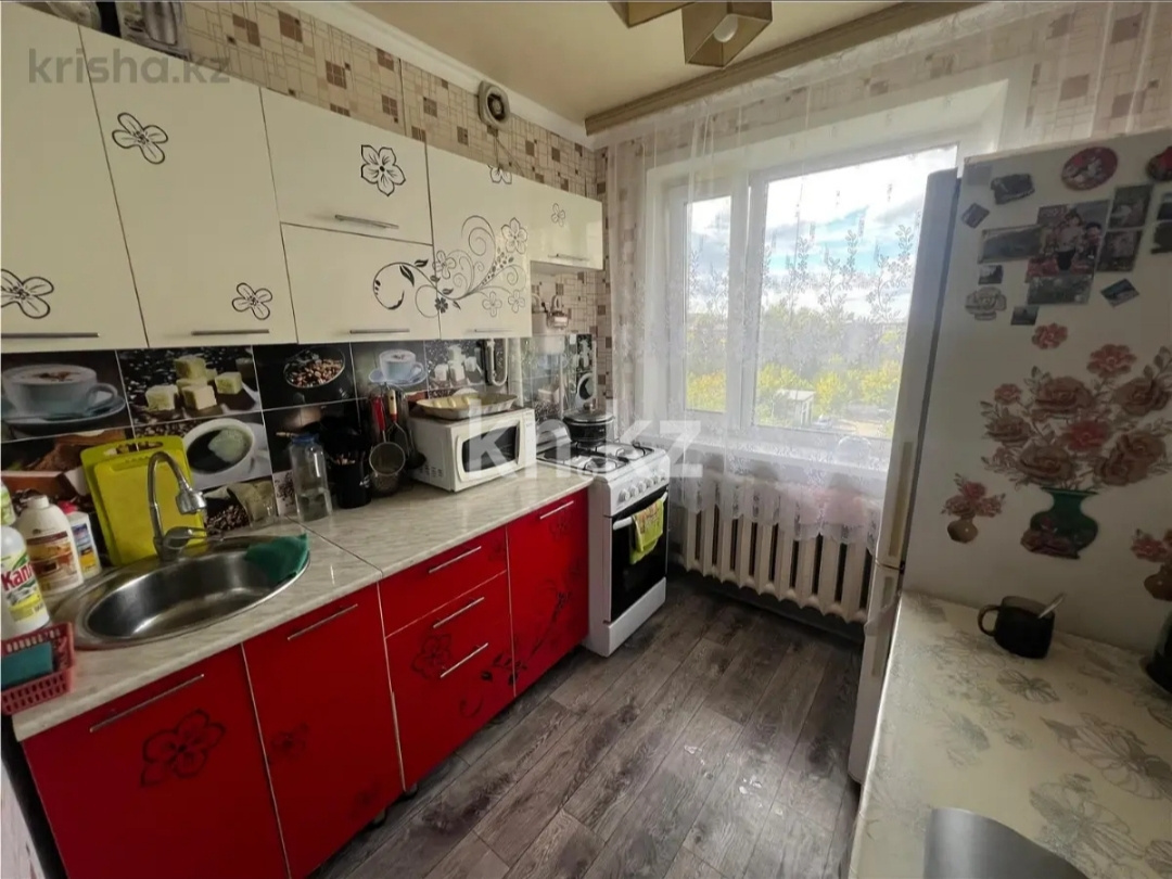 Продажа 3-комнатной квартиры, 62 м², ул. Муканова, дом  34 в Караганде - фото 2