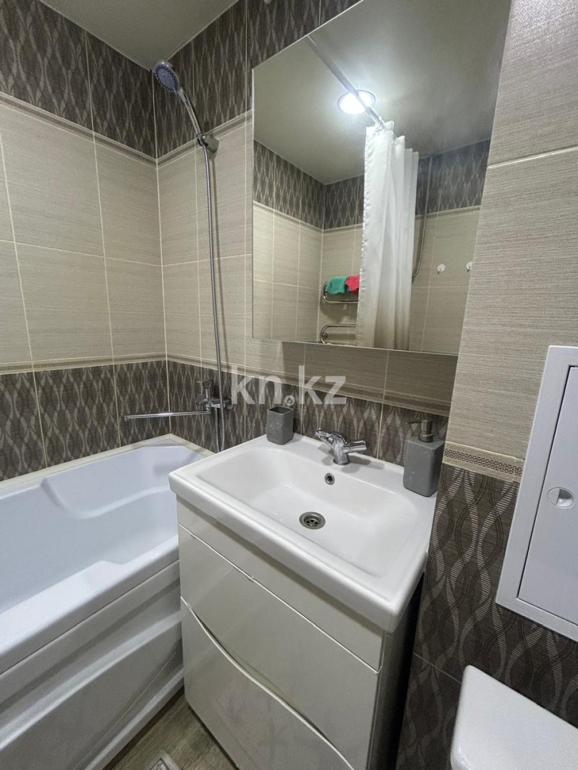 Продажа 1-комнатной квартиры, 34 м² в Усть-Каменогорске - фото 10