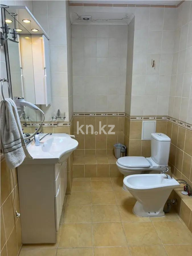 Продажа 6-комнатной квартиры, 220 м², пр. Кабанбай батыра, дом  11 в Астане - фото 9