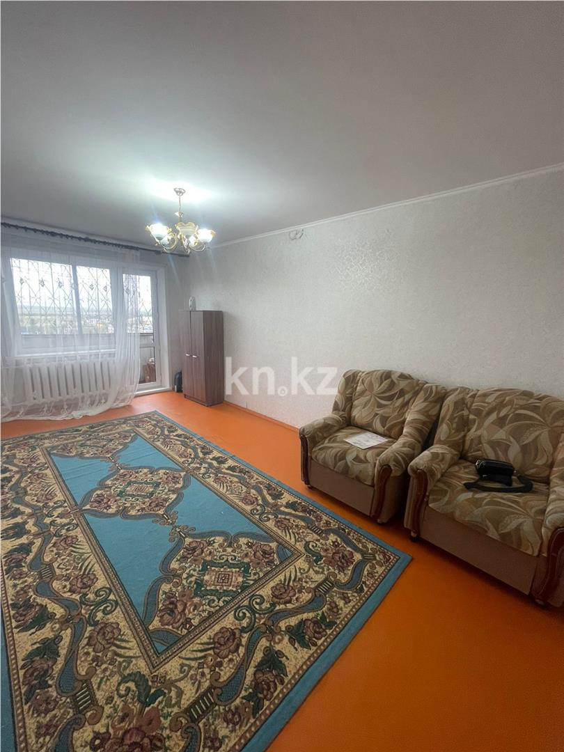 Продажа 2-комнатной квартиры, 44 м², мкр-н 15, дом  2 в Караганде