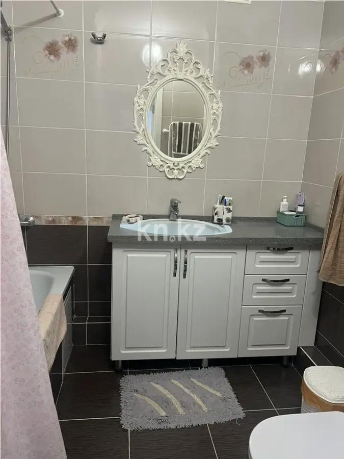 Продажа 3-комнатной квартиры, 93 м², ул. Сауран, дом  9б в Астане - фото 4