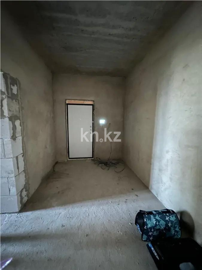 Продажа 2-комнатной квартиры, 69 м², ул. Муканова, дом  55г в Караганде - фото 5