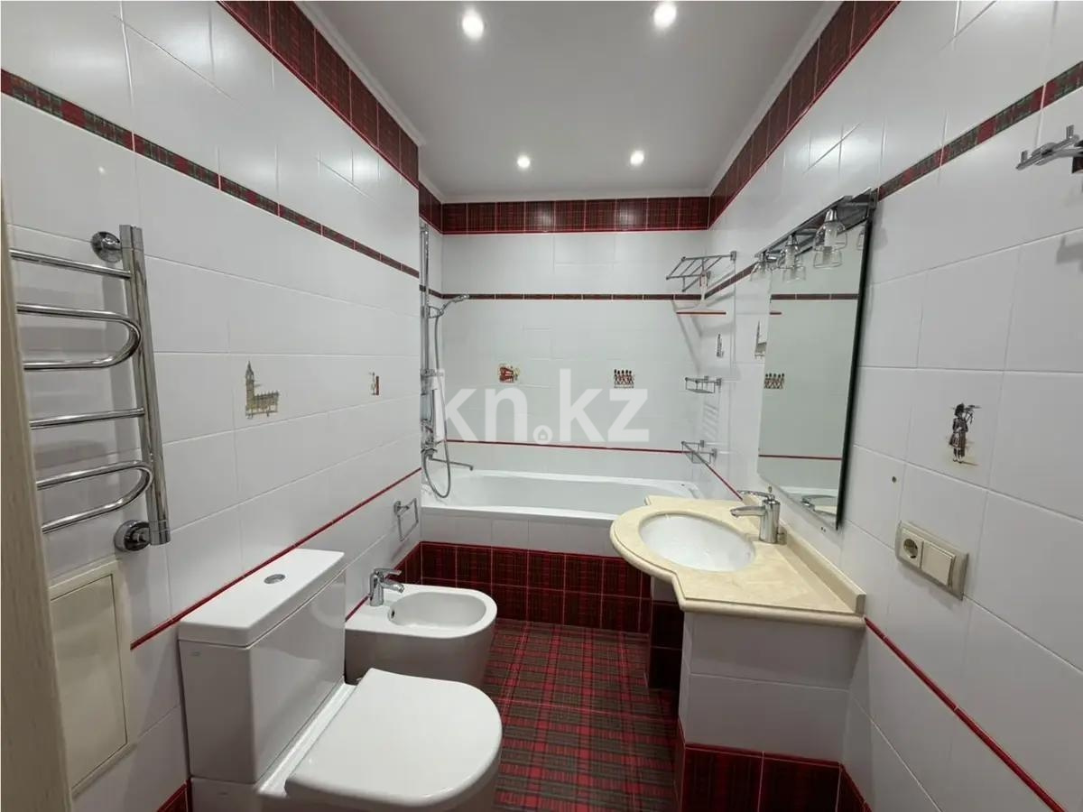 Продажа 3-комнатной квартиры, 130.3 м² в Алматы - фото 4