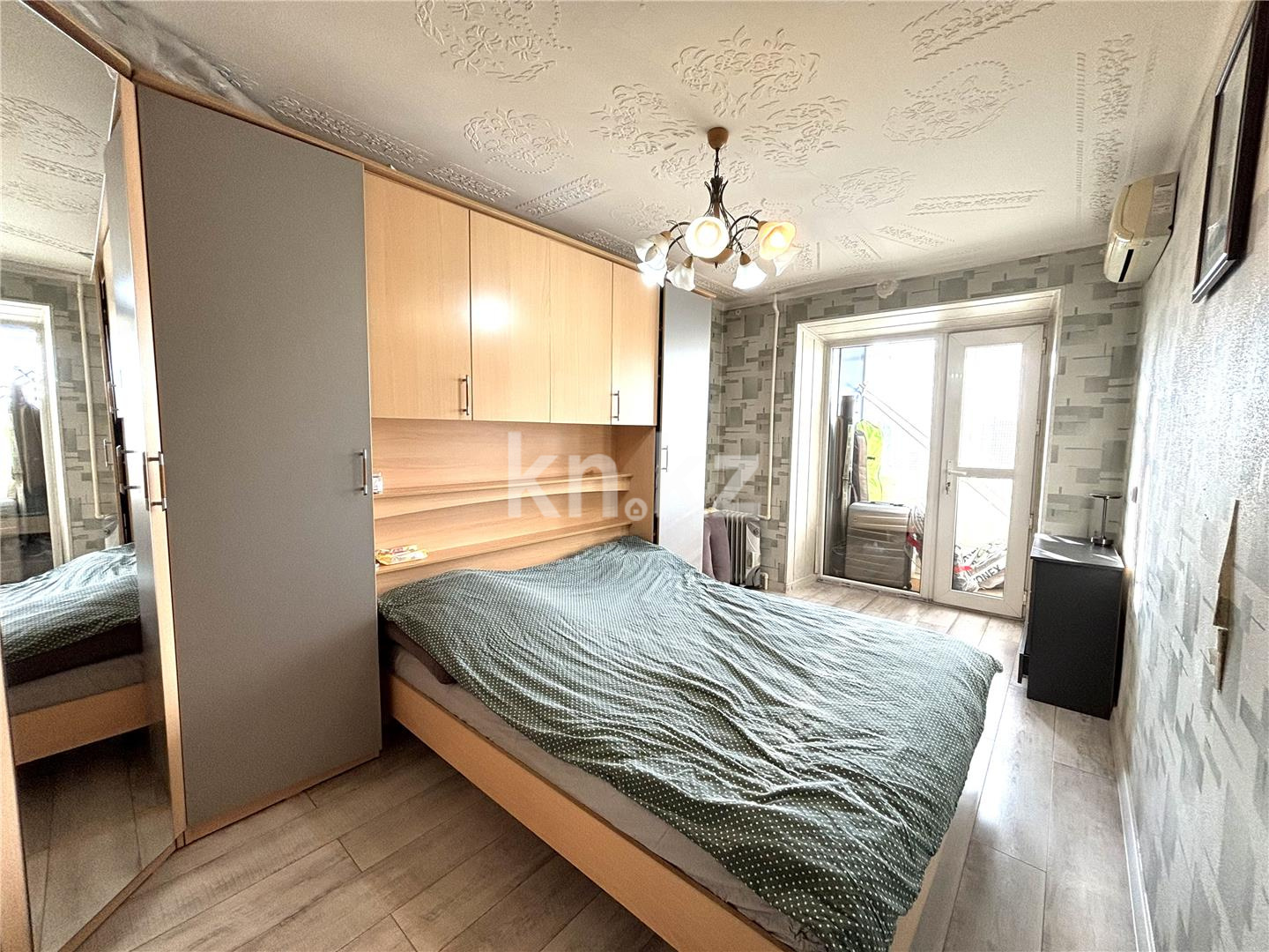 Продажа 3-комнатной квартиры, 67 м², ул. Аманжолова, дом  12/2 в Караганде - фото 3