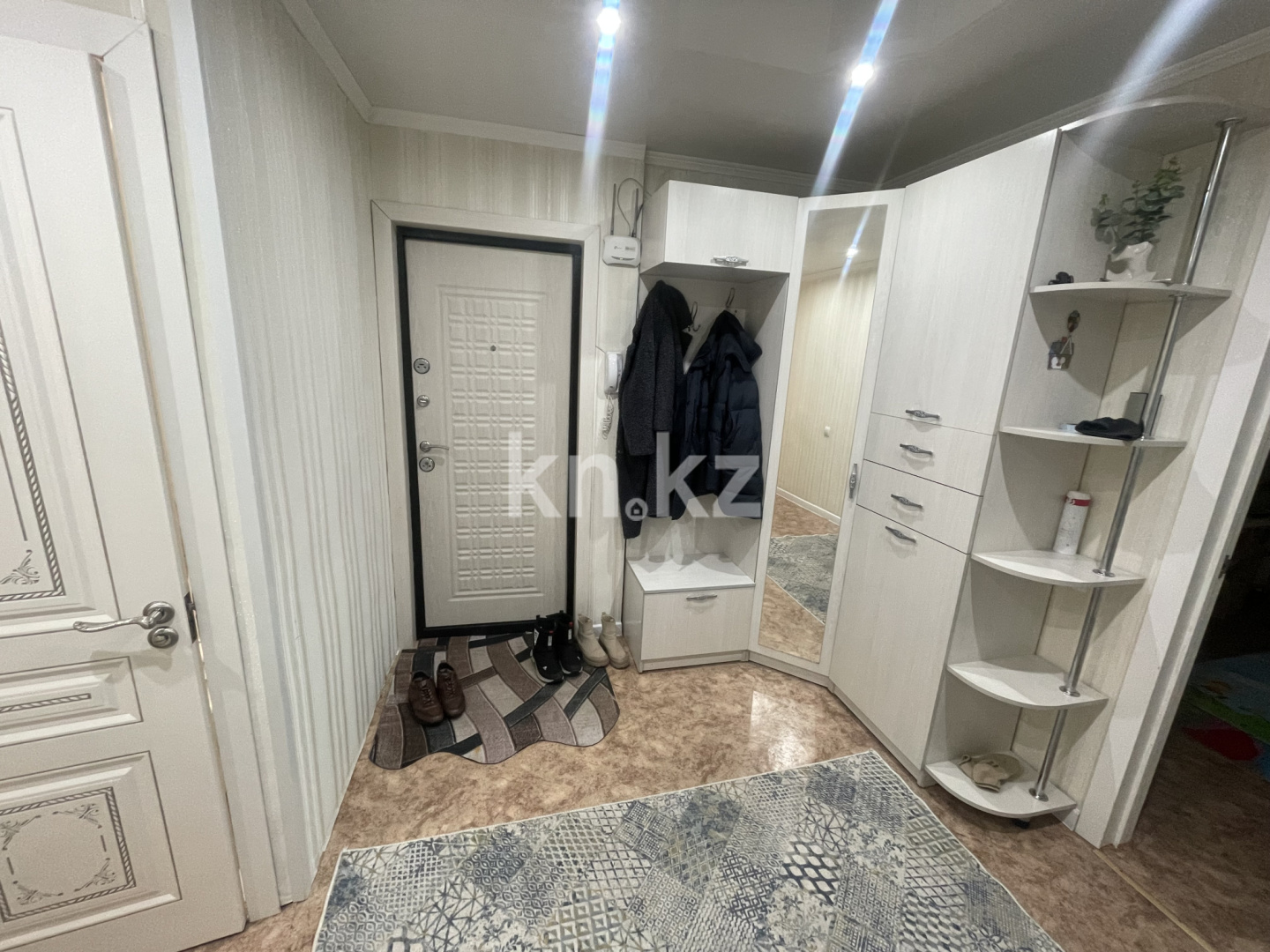 Продажа 3-комнатной квартиры, 62 м² в Караганде