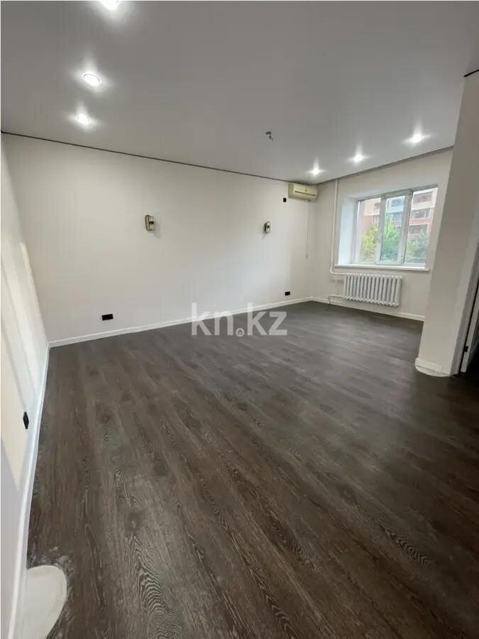 Продажа 1-комнатной квартиры, 42 м² в Астане