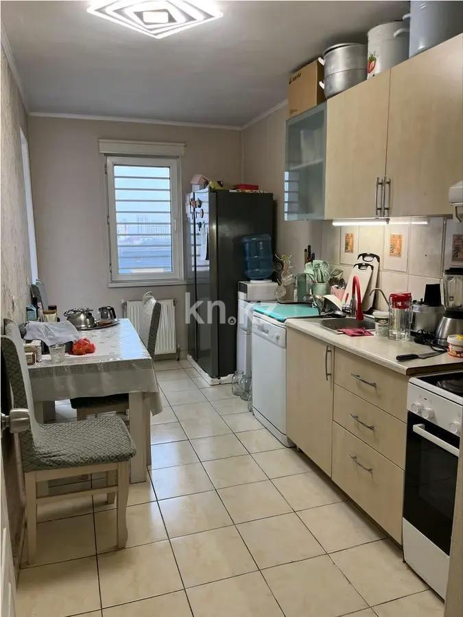 Продажа 2-комнатной квартиры, 71 м² в Алматы - фото 4