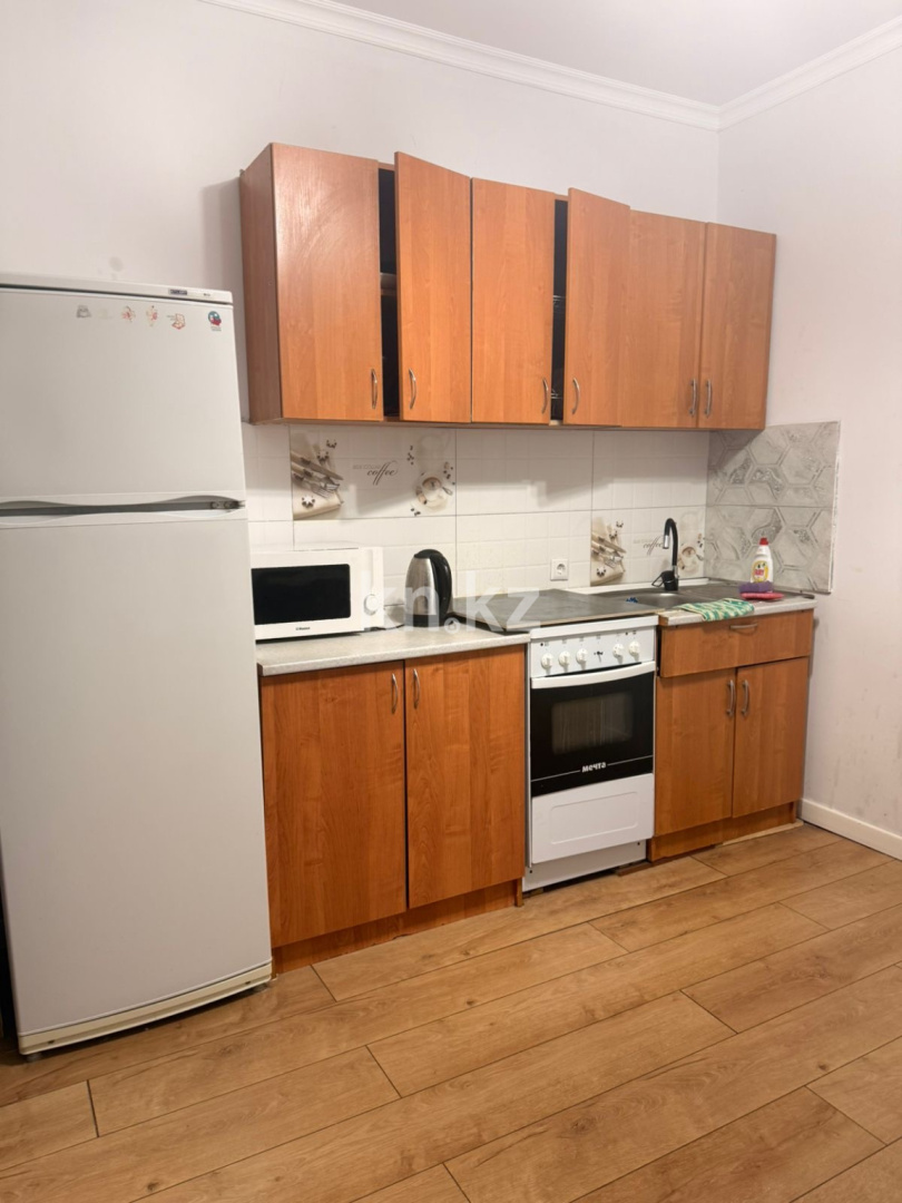 Аренда 1-комнатной квартиры, 38 м² в Астане