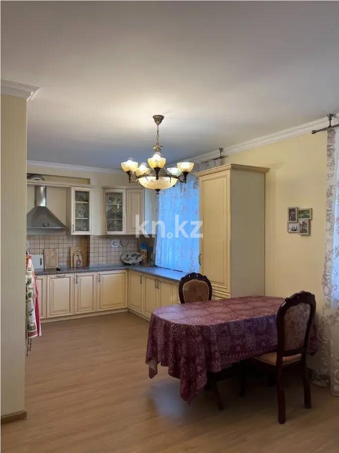 Продажа 4-комнатной квартиры, 159 м² в Астане - фото 4