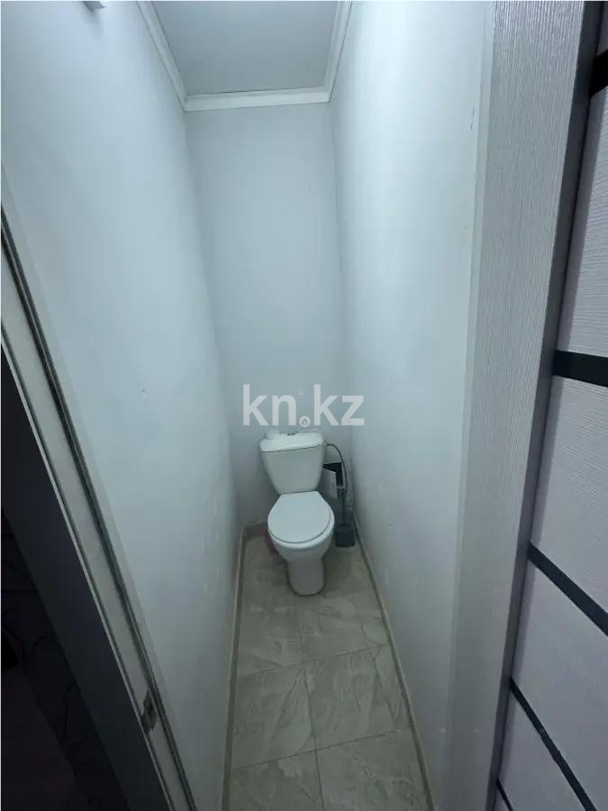 Продажа 2-комнатной квартиры, 52 м², ул. Толе би, дом  72 в Алматы - фото 5