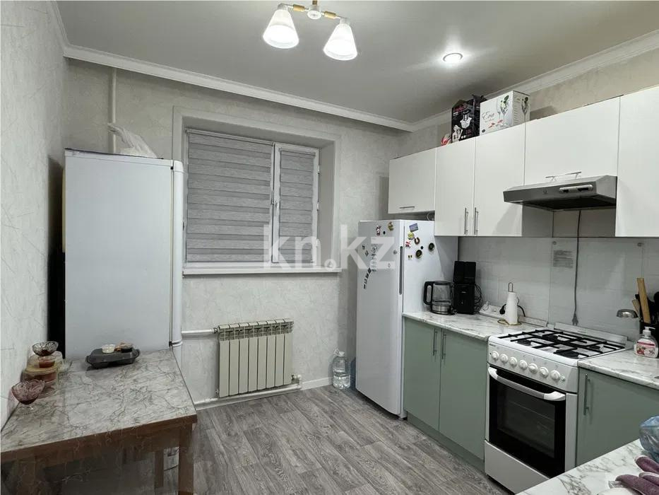 Продажа 3-комнатной квартиры, 65 м², ул. 40-летия Победы, дом  80а в Шахтинске - фото 4