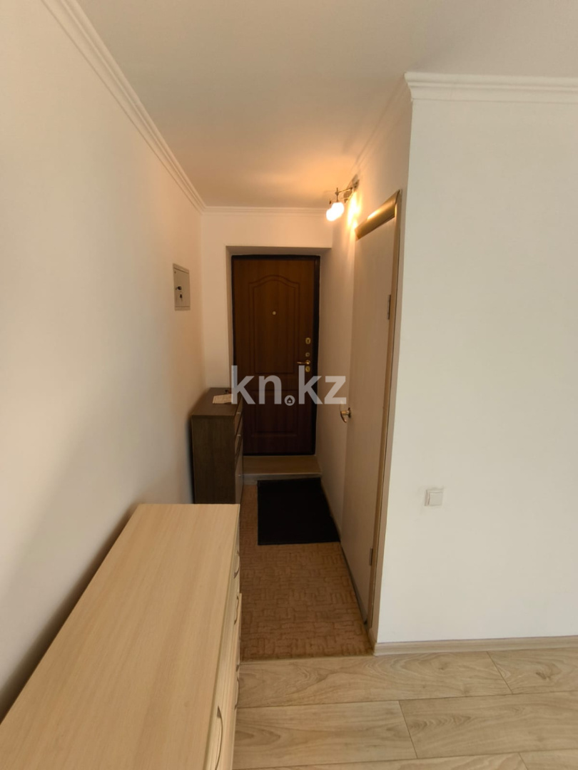 Продажа 1-комнатной квартиры, 30 м², ул. Ермекова, дом  18 в Караганде - фото 10