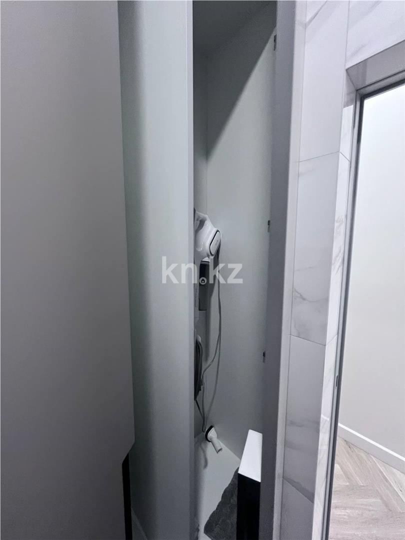 Продажа 2-комнатной квартиры, 73 м², ул. Момышулы в Караганде - фото 49