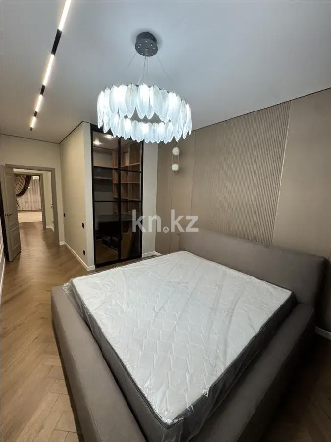 Продажа 2-комнатной квартиры, 70 м², ул. Халиуллина, дом  140/5 в Алматы - фото 2