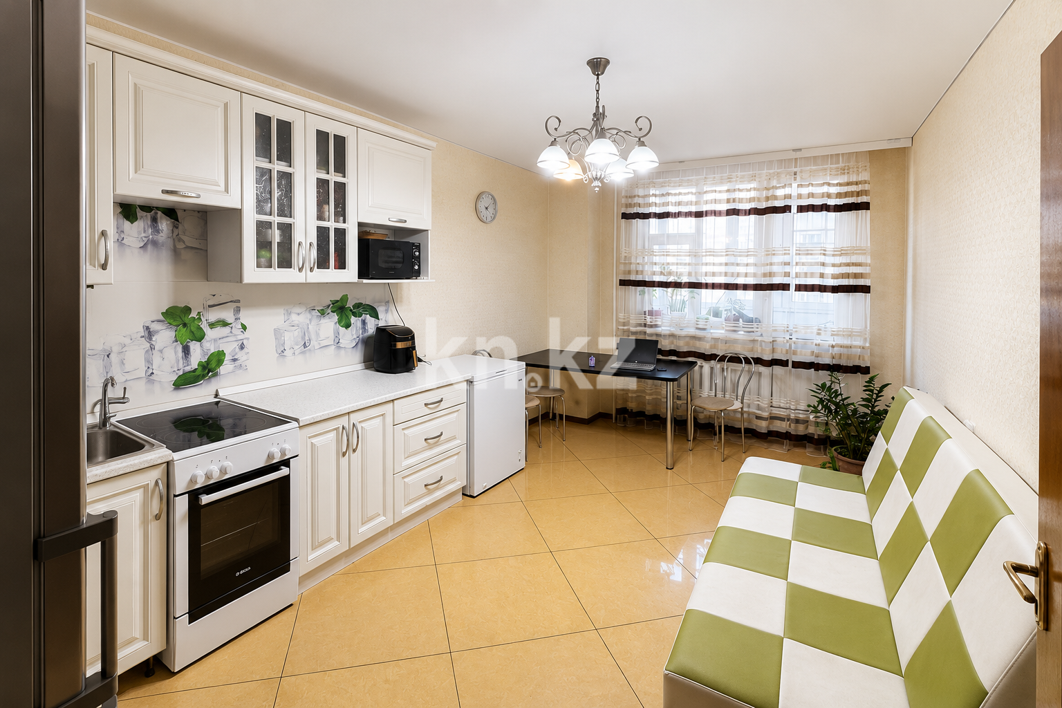 Продажа 2-комнатной квартиры, 55.6 м² в Астане - фото 3