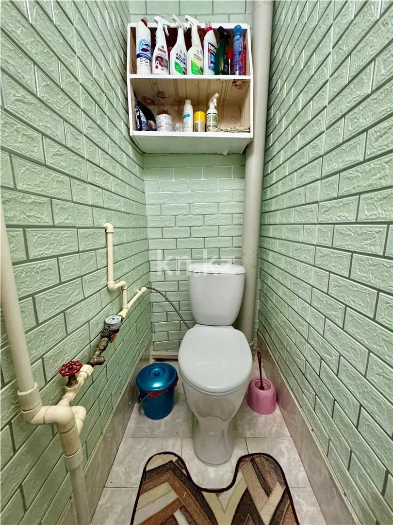 Продажа 3-комнатной квартиры, 63 м², ул. Жекибаева в Караганде - фото 8