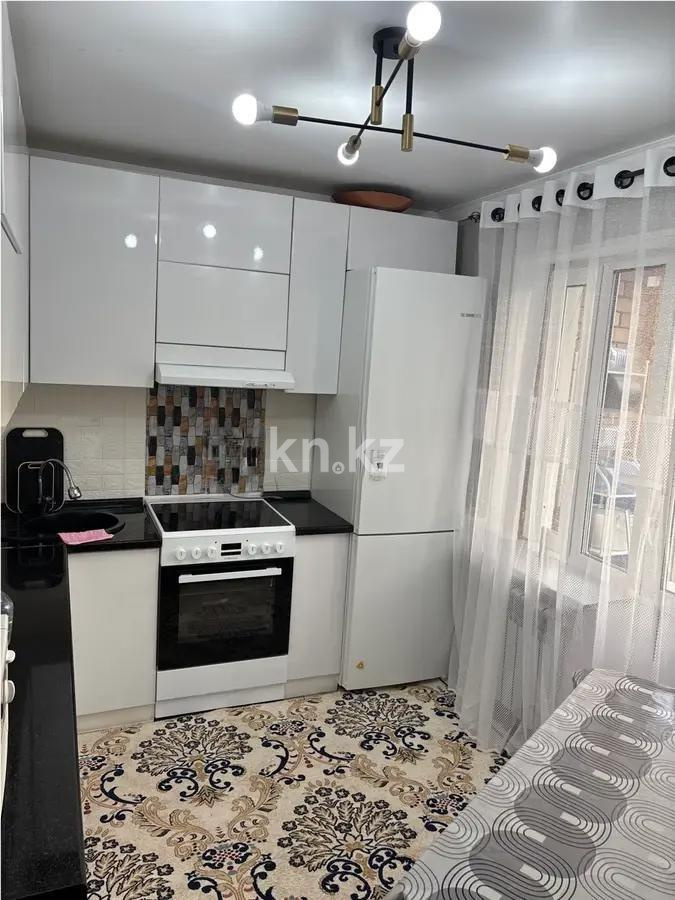 Продажа 2-комнатной квартиры, 69 м², ул. Ашимова, дом  24 в Караганде - фото 3