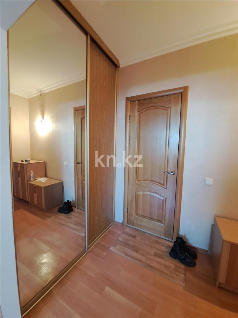 Продажа 1-комнатной квартиры, 41 м², мкр-н Степной-1 в Караганде - фото 9