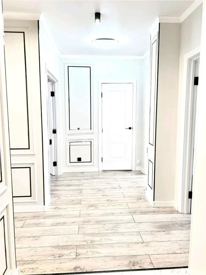 Продажа 3-комнатной квартиры, 95 м², пр. Кошкарбаева, дом  48 в Астане - фото 6