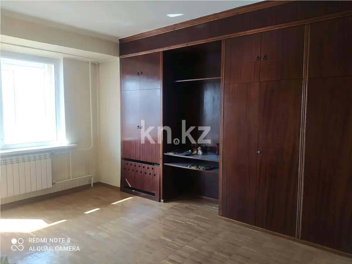 Продажа 3-комнатной квартиры, 82.3 м², ул. Панфилова, дом  101 в Алматы